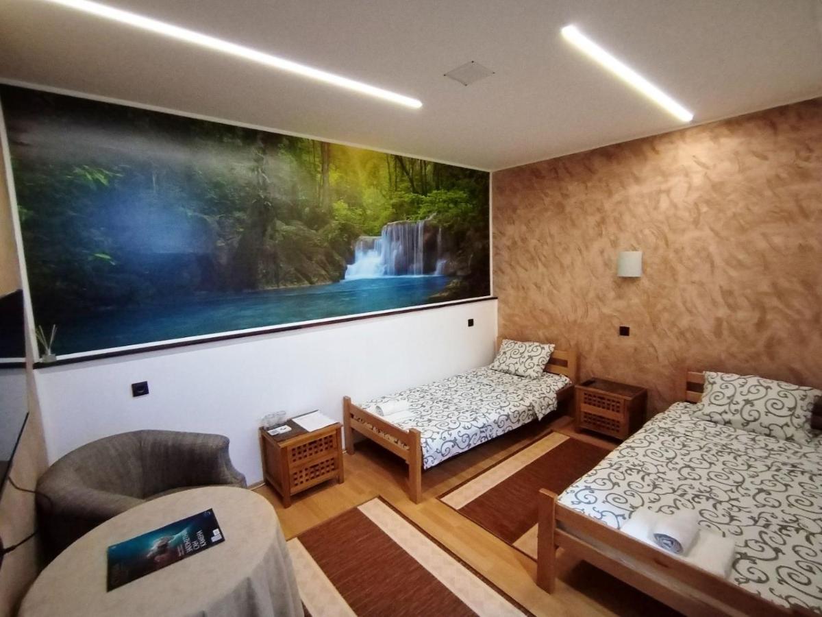 Fun Rooms Sobe Prenociste Borca Extérieur photo